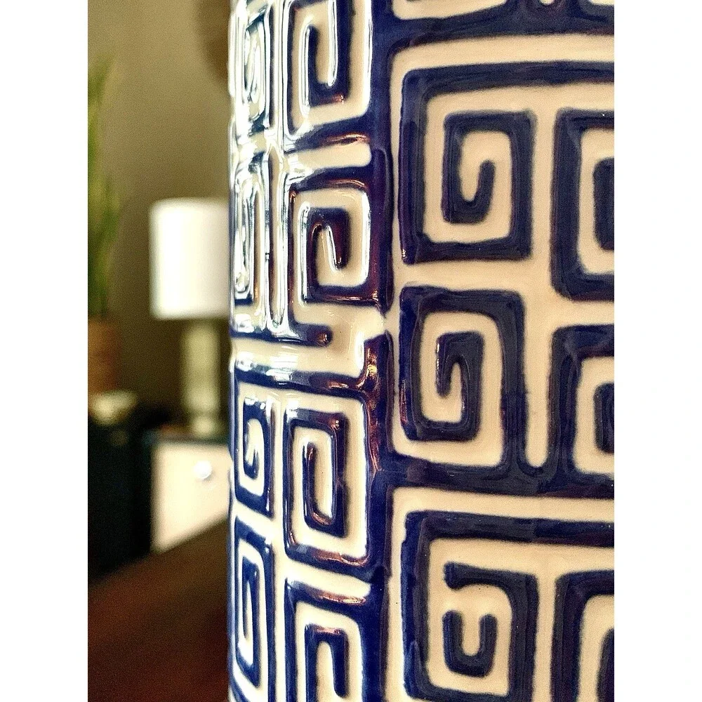 Vtg Inspired Blue White Greek Key Ceramic Vase Chinoiserie Hollywood Regency 10
